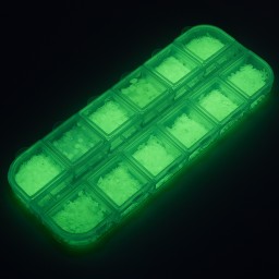 CUTIE CU 12 MODELE DE PAIETE LUMINISCENTE