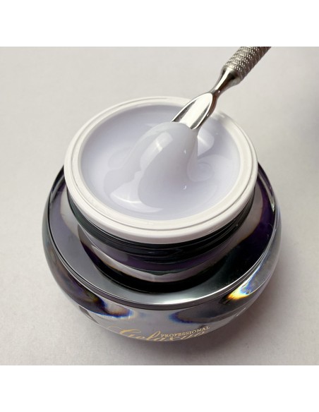 GELAXYO MILKY GREY- 15ml Gel autonivelant de construcție cu subton gri pentru degradeuri - eleganță rece și naturală