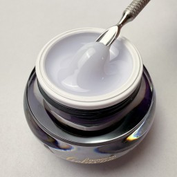 GELAXYO MILKY GREY- 50ml gel autonivelant - eleganță rece și naturală 2