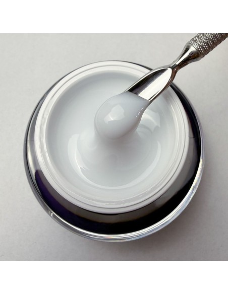 GELAXYO MILKY WHITE - 15ml Gel autonivelant de construcție  alb lăptos pentru tipsuri și  french babyboomer